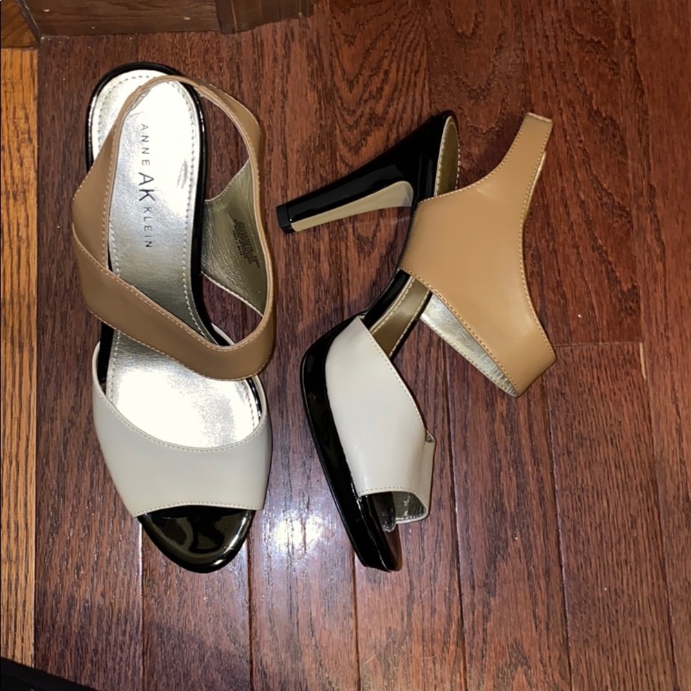 Anne Kline heels
